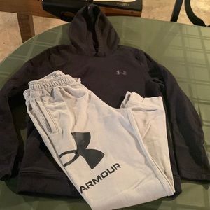 Under armour set boys joggers XL men’s small hoodie